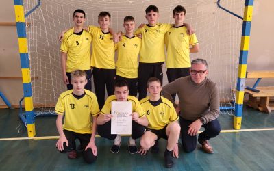 Starejši dečki osvojili prvo mesto na četrtfinalu državnega tekmovanja